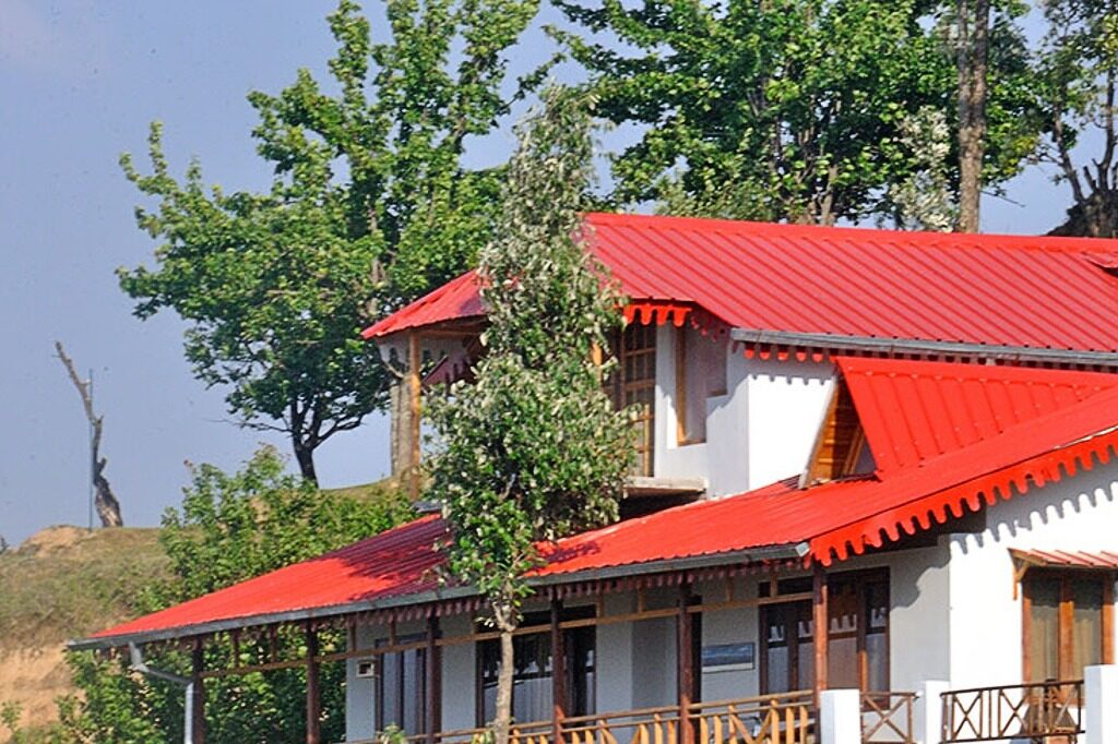 Plumrose Homestay Sitla Outlook Responsible Tourism TN e1733926362332