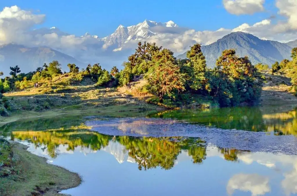 deoriatal chandrashila trek e1734281986203