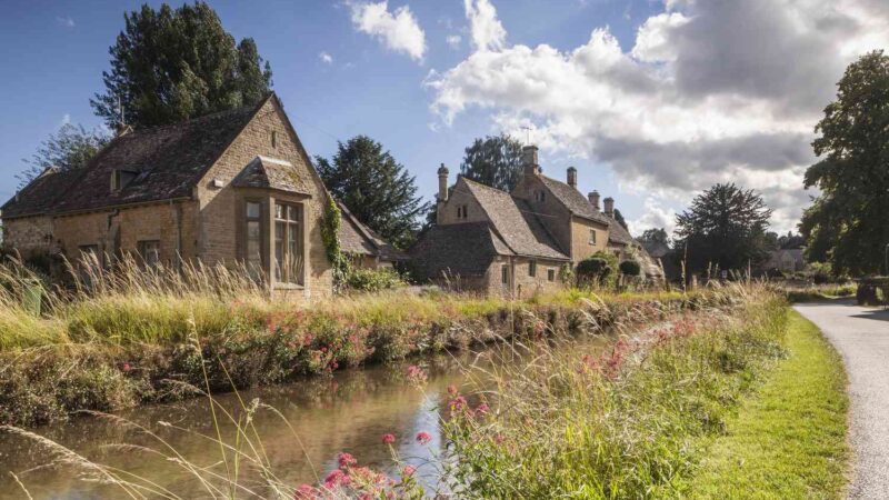 typical cotswolds stone houses in lower slaughter 670223809 48c0aac31e7e450e9fe1268576a04967